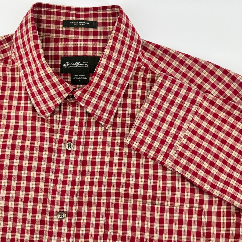Eddie Bauer Mens L Red Plaid Button Down Shirt Classic Fit Wrinkle Resistant
